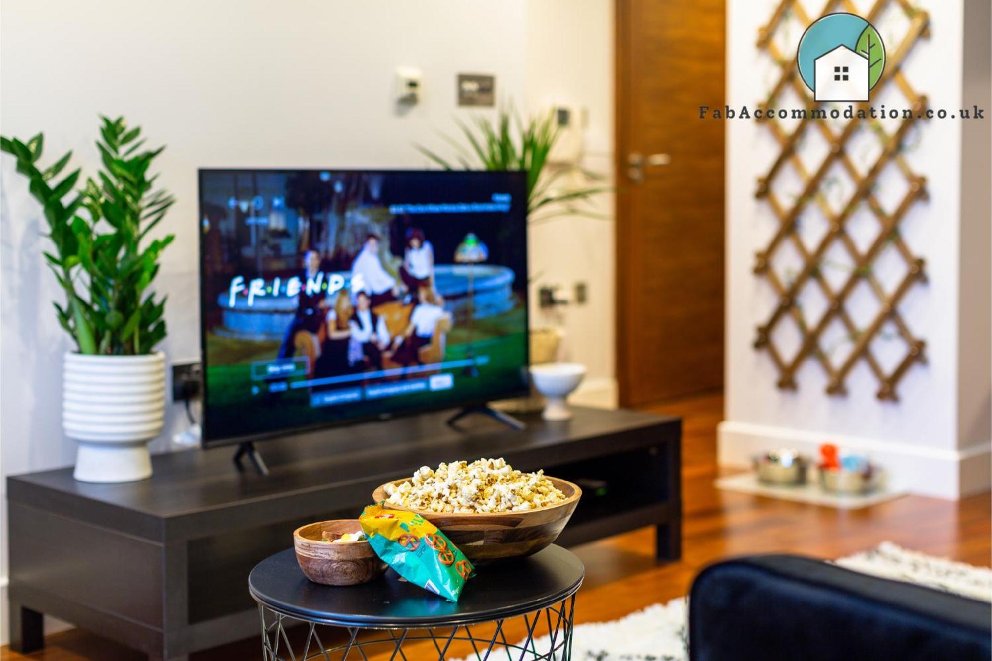 Amazing Flat-Parking Available-By Fabaccommodation Κάρντιφ Εξωτερικό φωτογραφία